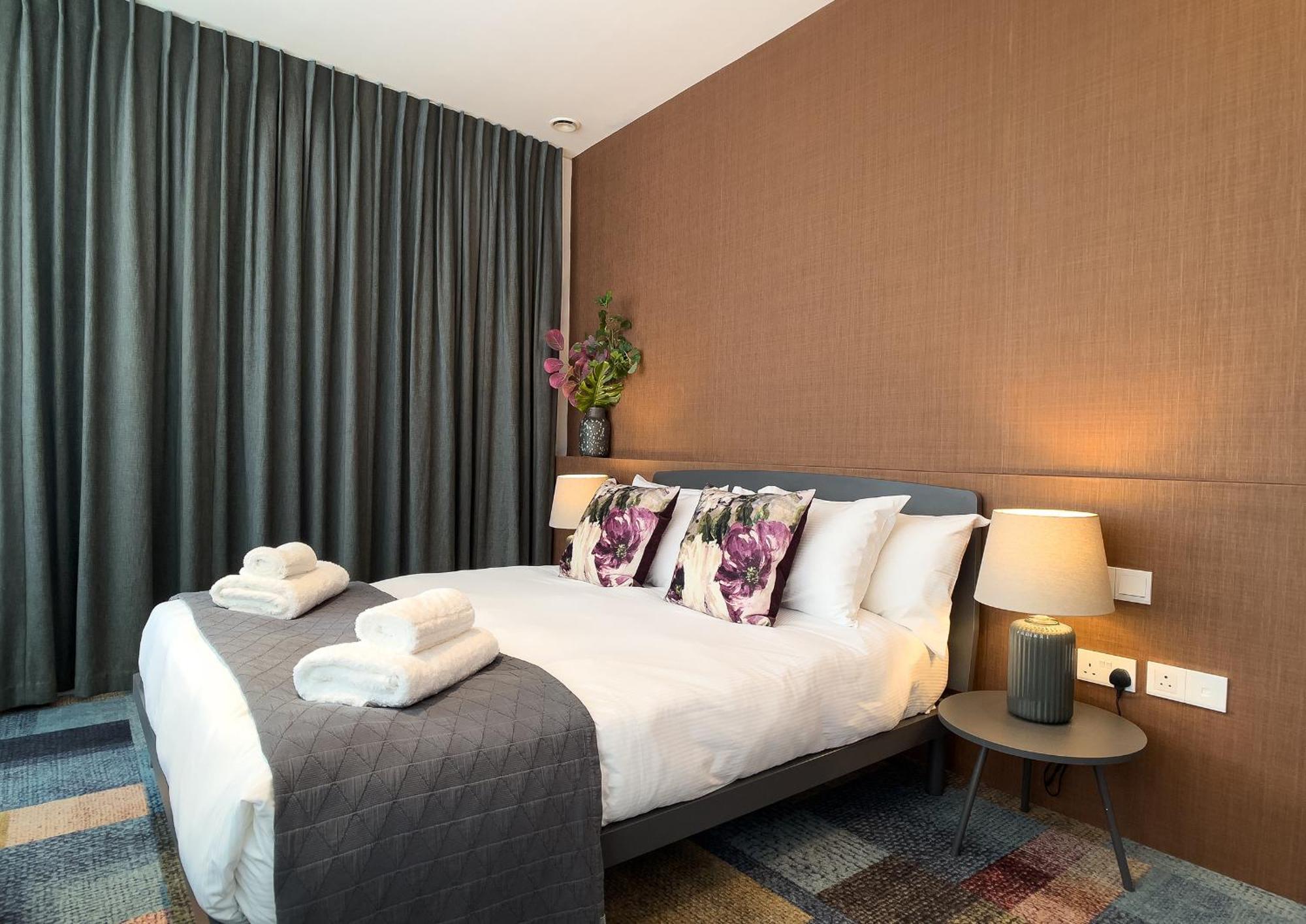 Mirabilis Apartments - Bayham Place ลอนดอน ภายนอก รูปภาพ